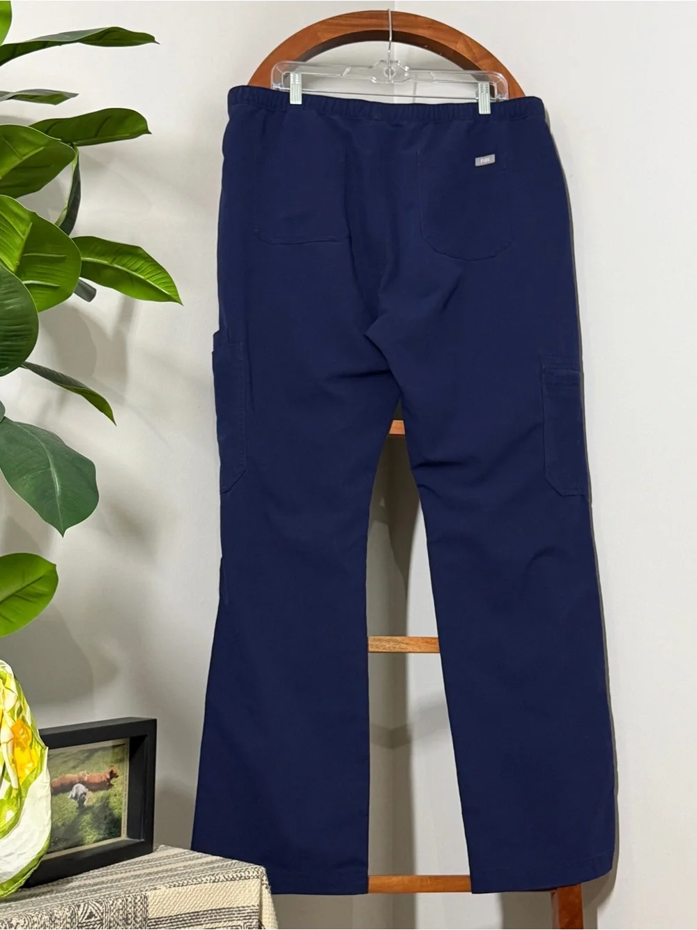 Figs XL Navy Blue Chisec Top and Cairo Pant Men's Scrub Set